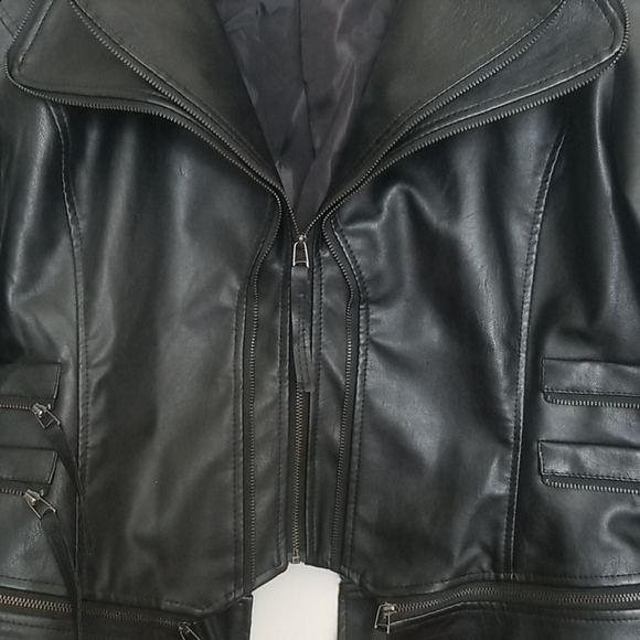 NEW Faux leather jacket - Picture 5 of 9